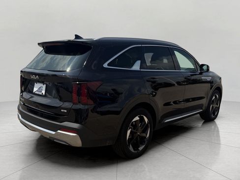 Used 2025 Kia Sorento EX AWD/4WD image 13