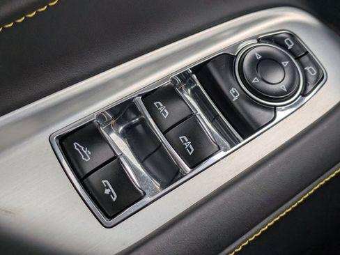 Used 2021 Chevrolet Corvette Stingray Premium Conv w/ 3LT image 16