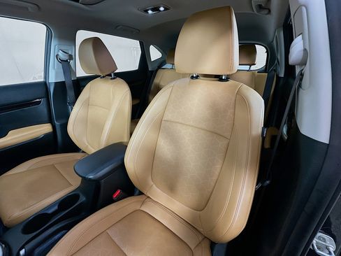 Used 2024 Kia Seltos EX image 20