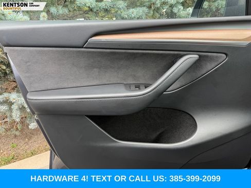 Used 2023 Tesla Model Y Long Range AWD/4WD image 15