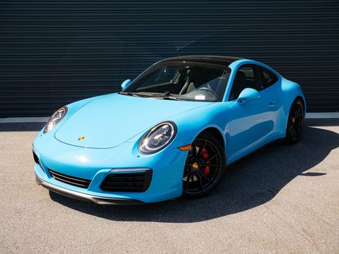 Used 2017 Porsche 911 Carrera 4S AWD/4WD image 1