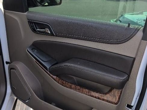 Used 2016 Chevrolet Suburban LTZ AWD/4WD image 12