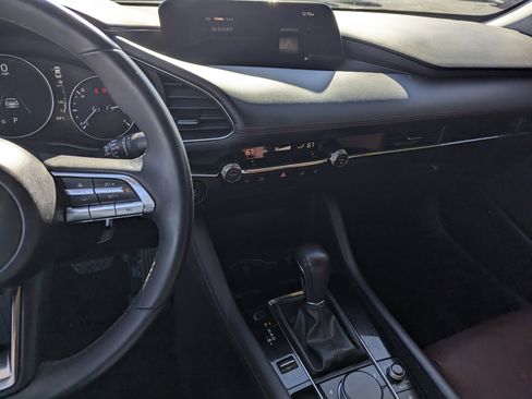 Certified 2022 MAZDA MAZDA3 s image 10