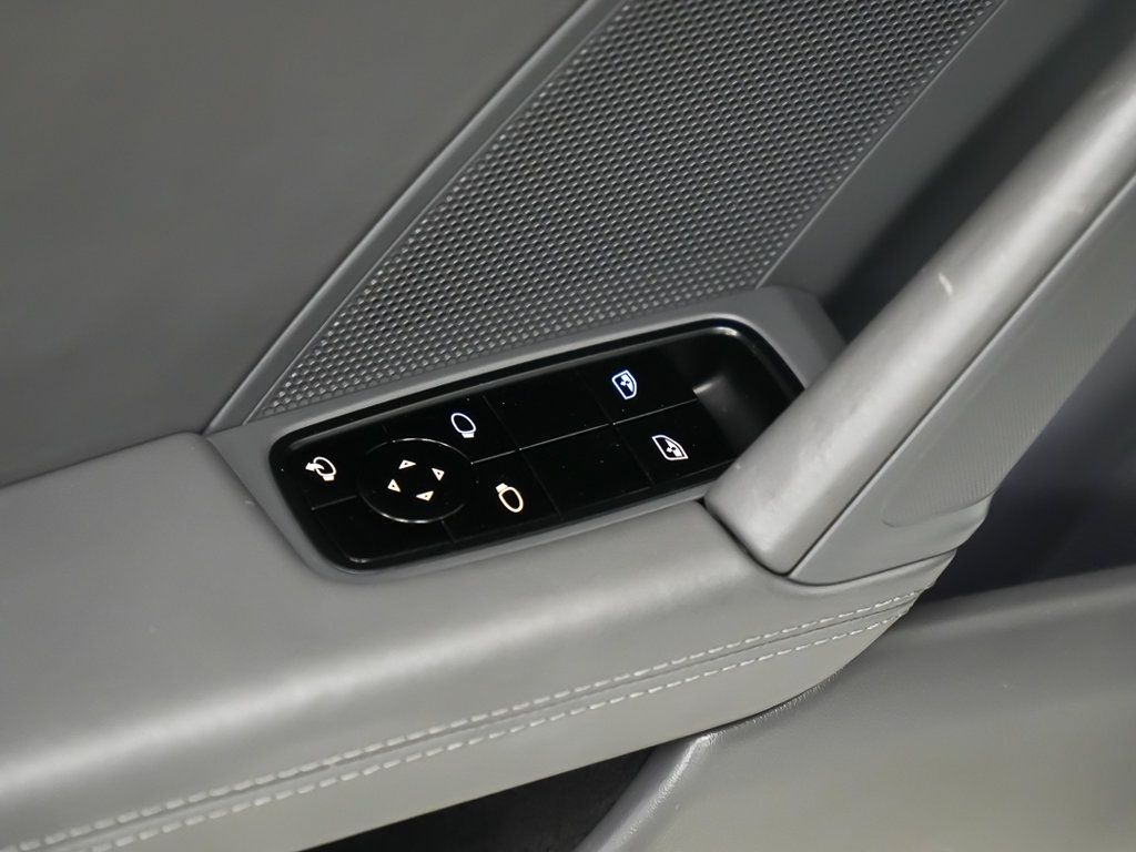 Certified 2021 Porsche 911 Carrera RWD image 19