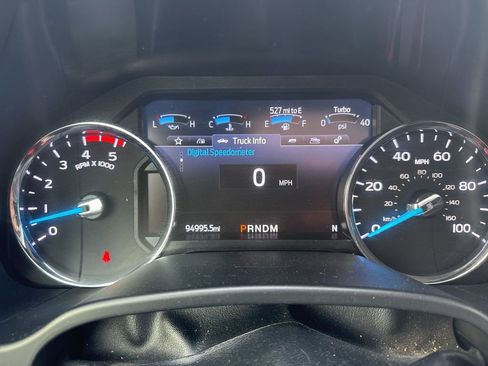 Used 2021 Ford F350 Platinum w/ FX4 Off-Road Package image 8