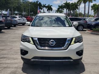 Used 2019 Nissan Pathfinder SV FWD video 2
