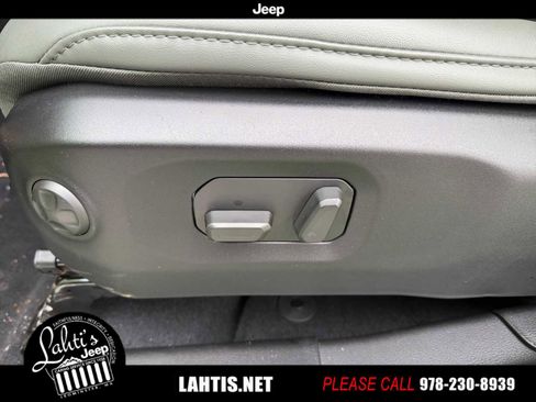 New 2026 Jeep Gladiator Mojave image 30