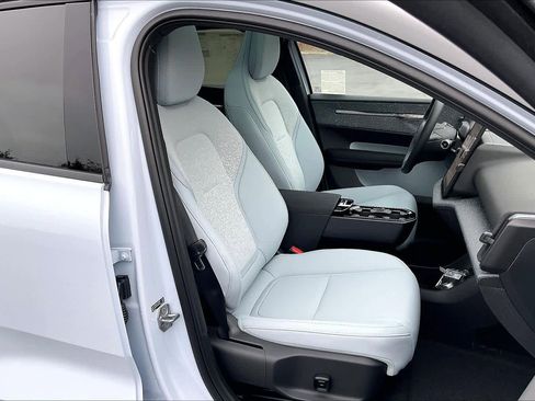 New 2026 Volvo EX30 Ultra image 31