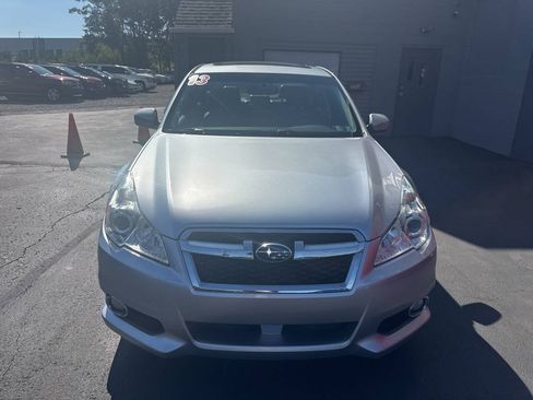 Used 2013 Subaru Legacy 2.5i Limited AWD/4WD image 2