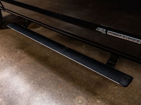 Used 2022 Ford F250 Platinum image 12