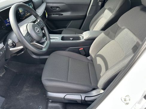 New 2026 Nissan Kicks S FWD image 9