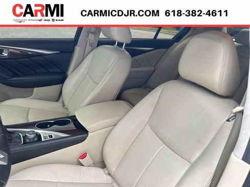 Used 2018 INFINITI Q50 Luxe w/ Sensory Package (Luxe) AWD/4WD image 9