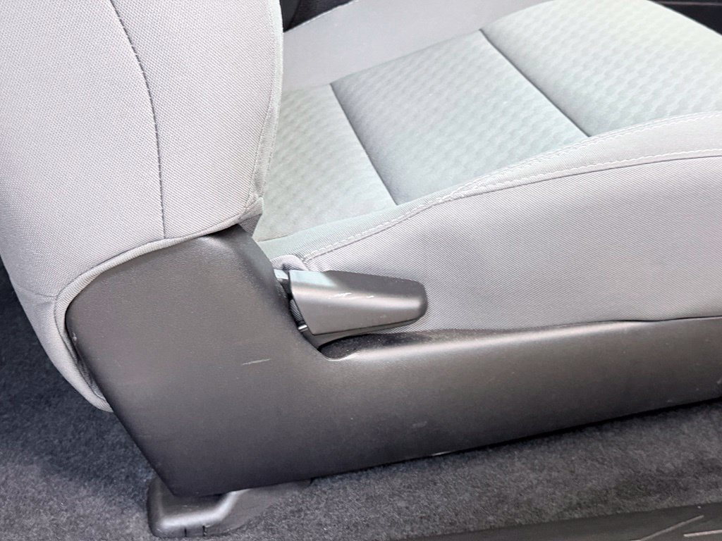 Used 2020 Toyota Tacoma SR AWD/4WD image 23