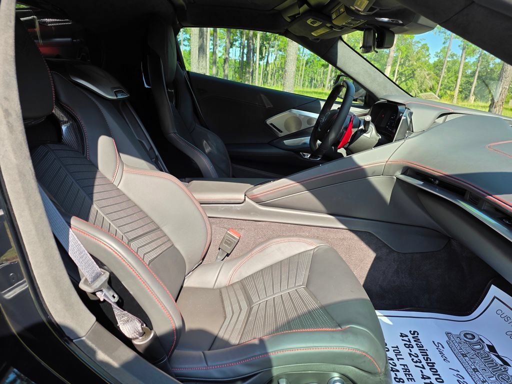 Used 2023 Chevrolet Corvette Stingray Premium Cpe w/ Z51 Performance Package RWD image 15
