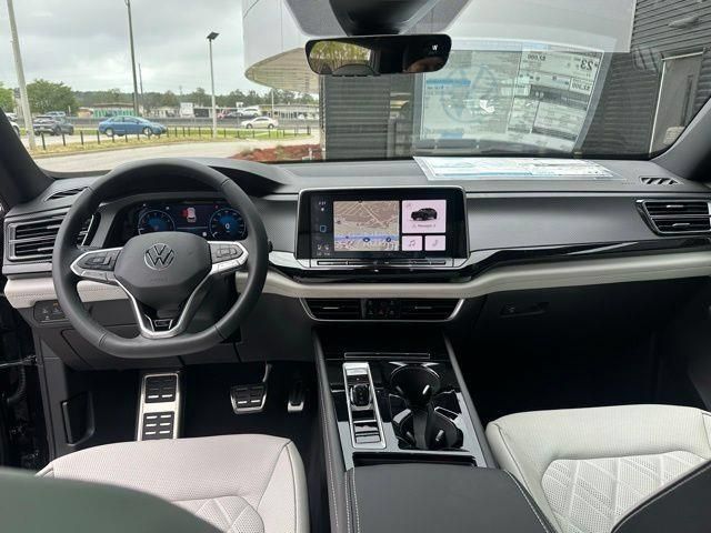 New 2025 Volkswagen Atlas Cross Sport SEL Premium R-Line AWD/4WD image 15