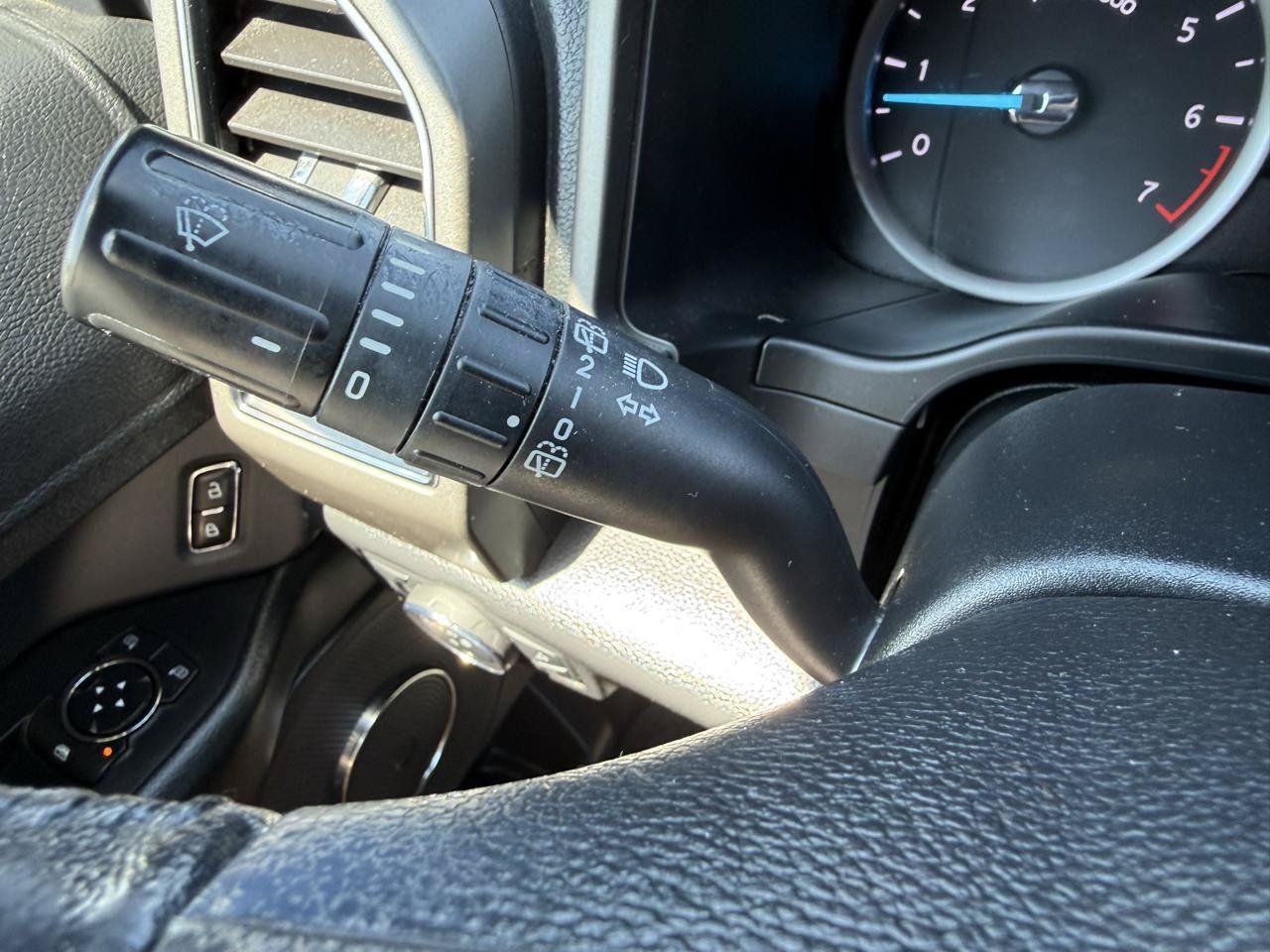 Used 2020 Ford Expedition XLT w/ Equipment Group 201A RWD image 27
