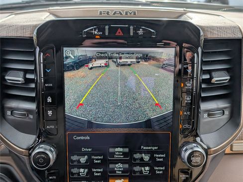 Used 2020 RAM 2500 Limited image 29