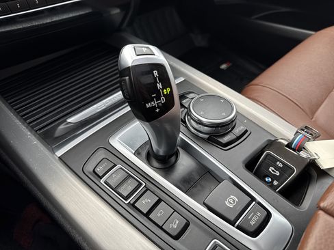 Used 2016 BMW X5 xDrive40e image 26