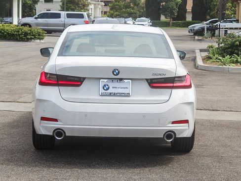 Certified 2025 BMW 330i Sedan image 5