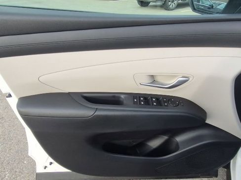 New 2026 Hyundai Tucson SE image 10