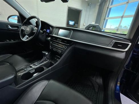 Used 2019 Kia Optima EX image 29