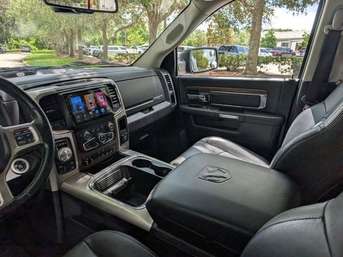 Used 2016 RAM 1500 Laramie w/ Convenience Group AWD/4WD image 12