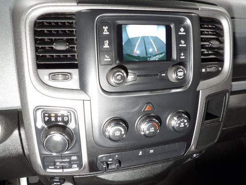Used 2019 RAM 1500 Tradesman w/ Tradesman SXT Package image 17