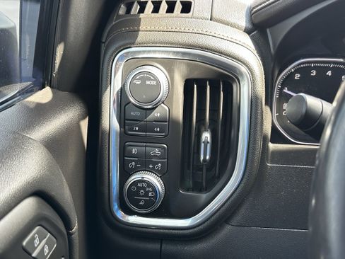 Used 2021 GMC Sierra 1500 AT4 image 29