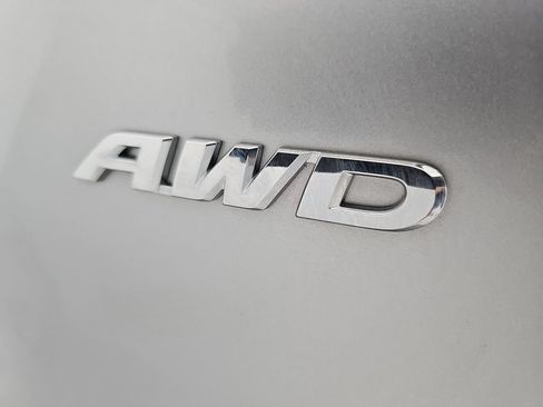 Used 2018 Honda HR-V LX image 38