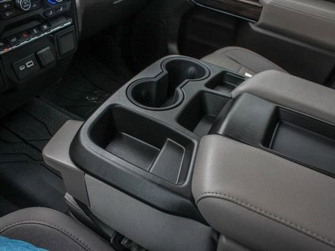 Used 2020 Chevrolet Silverado 1500 LT w/ All-Star Edition image 23