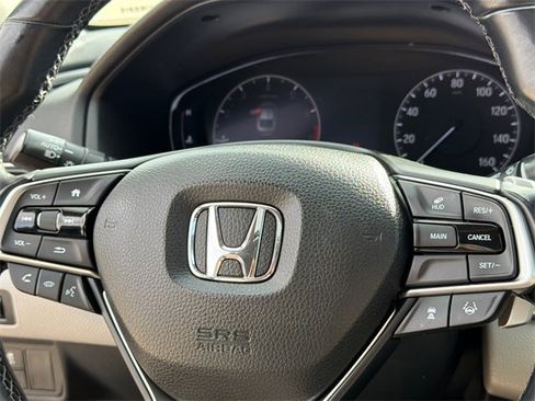 Used 2018 Honda Accord Touring image 28