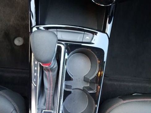 Used 2024 Chevrolet Trax RS w/ Driver Confidence Package image 18