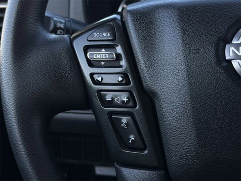 Used 2024 Nissan Frontier SV image 13