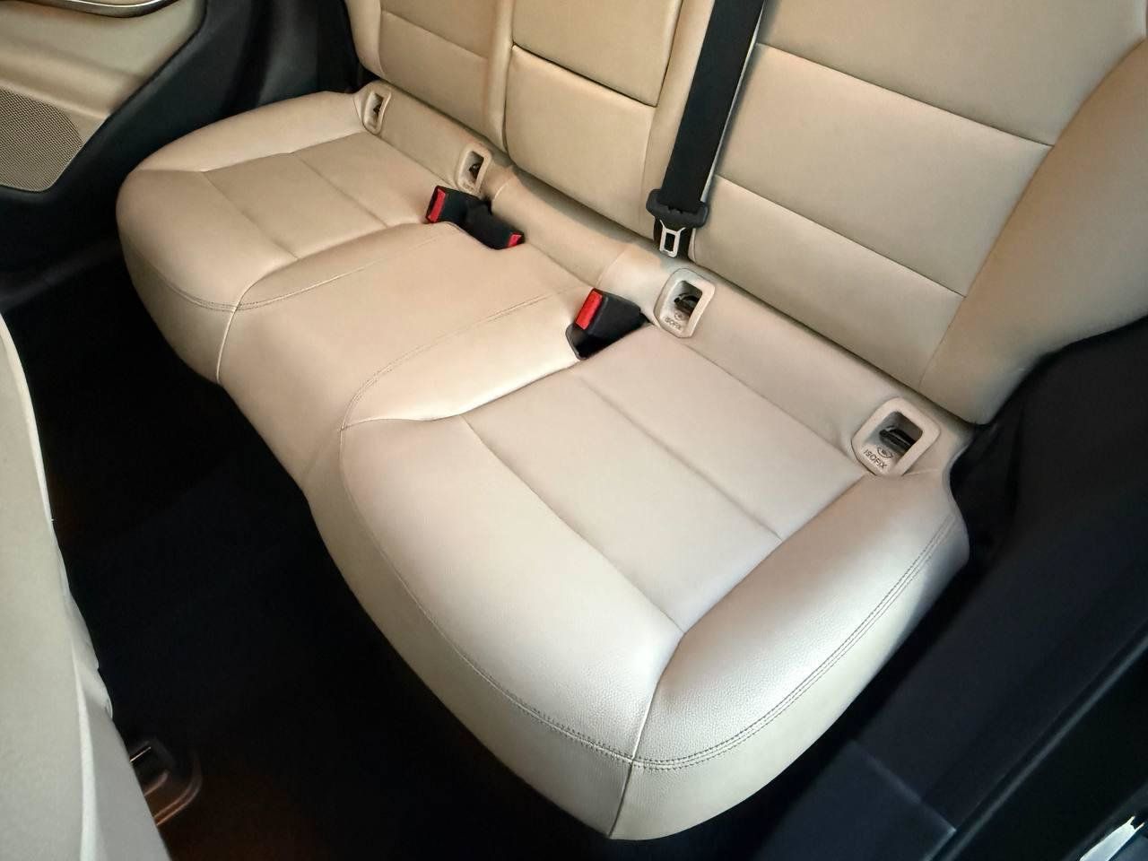 Used 2015 Mercedes-Benz GLA 250 4MATIC w/ Premium Package image 38