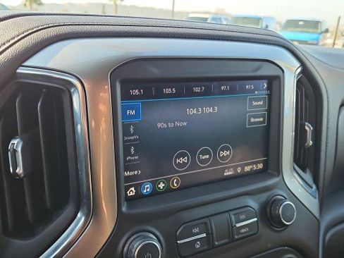 Used 2019 Chevrolet Silverado 1500 LT w/ All-Star Edition RWD image 13