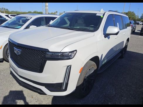 Used 2024 Cadillac Escalade ESV Sport Platinum w/ LPO, ONYX Package image 7