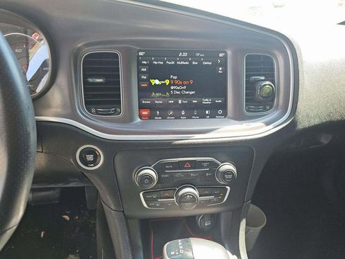 Used 2019 Dodge Charger GT image 10
