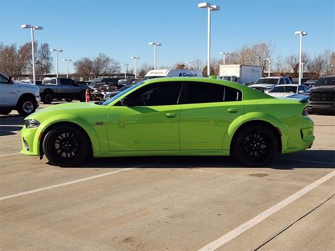 Used 2023 Dodge Charger Scat Pack image 4