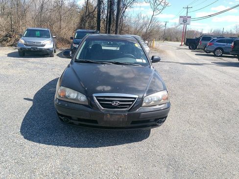 Used 2005 Hyundai Elantra GT image 2