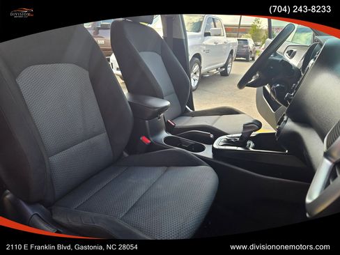 Used 2022 Kia Soul LX image 14