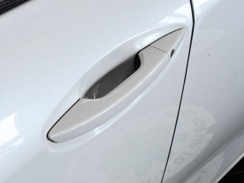 Used 2023 Acura TLX w/ Technology Package FWD image 7