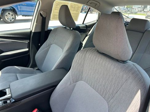 Used 2025 Toyota Camry LE FWD image 20