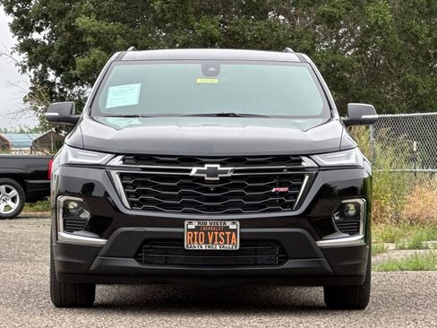 Used 2023 Chevrolet Traverse RS w/ LPO, Cargo Package FWD image 9