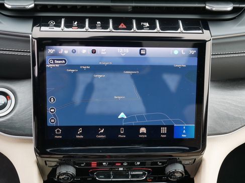 Certified 2024 Jeep Grand Cherokee L Limited w/ Luxury Tech Group II image 30