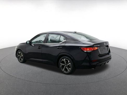 Used 2025 Nissan Sentra SV FWD image 7