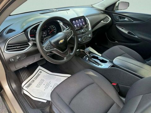Used 2022 Chevrolet Malibu LT image 17