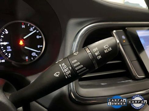 Used 2024 Buick Enclave Premium image 41