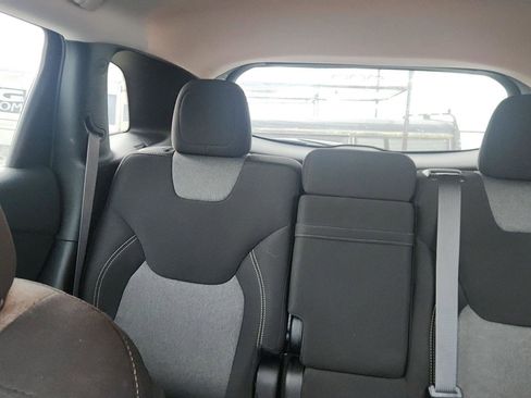 Used 2014 Jeep Cherokee Latitude w/ Cold Weather Group image 19