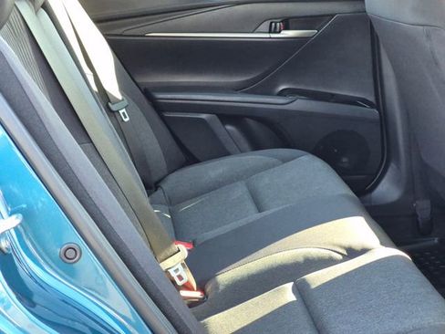 Used 2025 Toyota Camry LE image 15