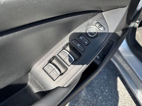 Used 2021 Honda Accord Sport image 11